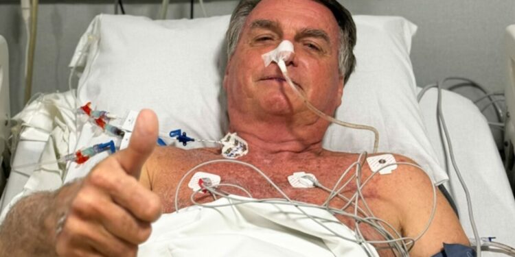 Bolsonaro tem estado de saúde atualizado e segue sem previsão de alta da UTI