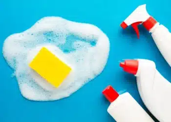‘Receitas’ de produtos de limpeza: saiba quais são os riscos