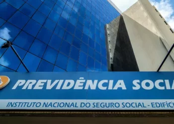 INSS e entidades suspeitas de fraude travam auditoria do TCU