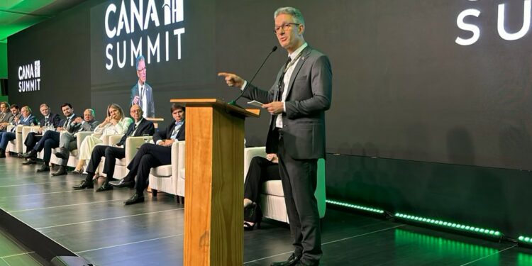 Zema acusa governo Lula de ‘empurrar para os Estados’ a culpa pela alta dos alimentos