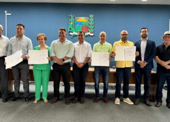 Prefeitura de Araxá inicia reforma administrativa e empossa quatro novos secretários