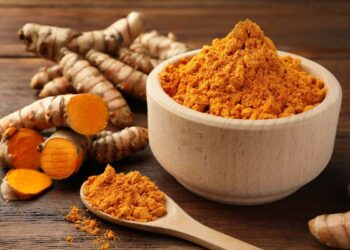 8 benefícios da cúrcuma para a saúde