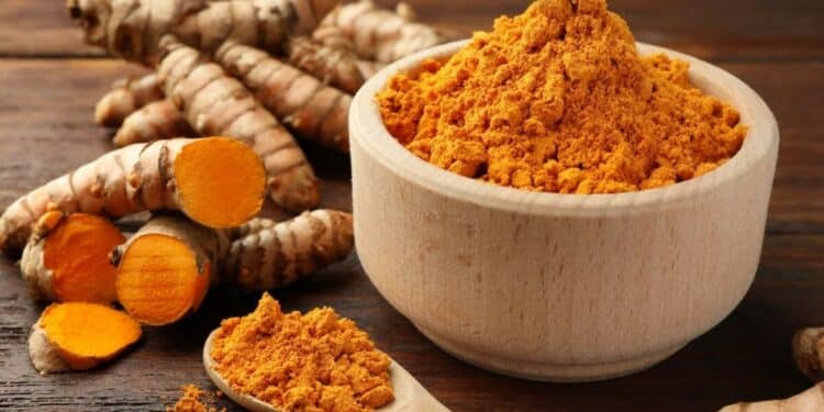 8 benefícios da cúrcuma para a saúde
