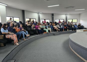 Prefeitura de Araxá empossa novos servidores aprovados no concurso público da educação