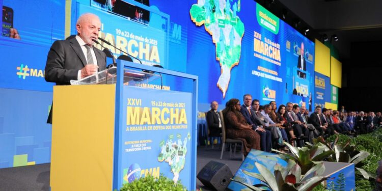 Araxá participa da maior mobilização municipalista do país em Brasília