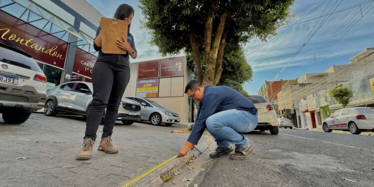 Calçadas mais acessíveis: Prefeitura orienta população sobre regras para rebaixamento e segurança dos pedestres