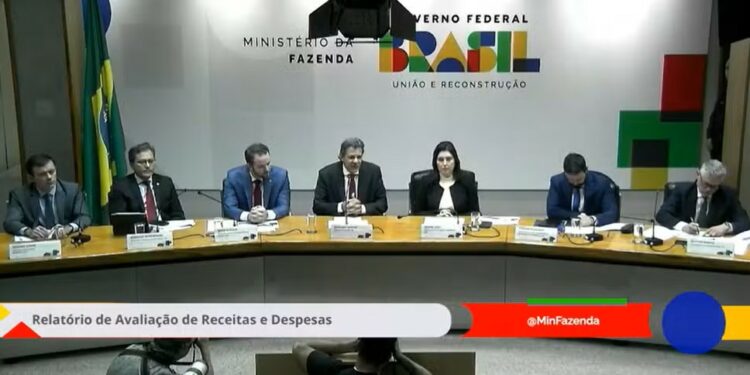 Governo anuncia bloqueio de R$ 31,3 bilhões no Orçamento de 2025 e eleva IOF para bater meta fiscal