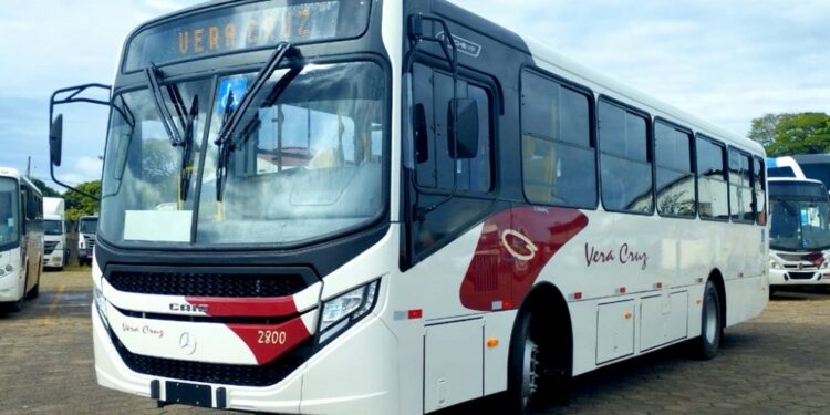 Candidatos ao Feirão do Emprego terão linha de ônibus exclusiva e gratuita em Araxá