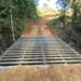 Ponte na região do Morro da Mesa é substituída por nova estrutura de metal