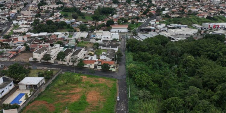Prefeitura assina ordem de serviço para construção do CAPS AD no bairro Alvorada