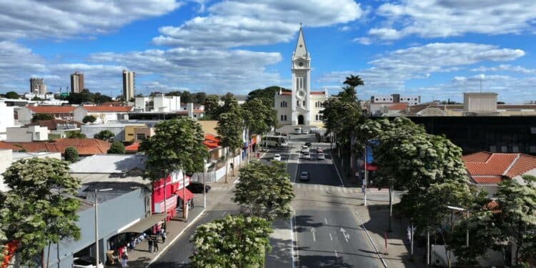 Vias da região central ficam interditadas nesta quinta-feira (19)
