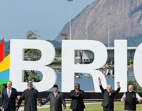 Brasil, China e Índia podem ser punidos por negócios com Rússia, alerta secretário-geral da OTAN