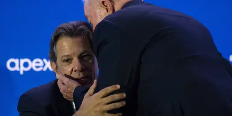 Economia é refém de política que alimenta extremos e paralisa decisões