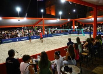 Campeonato Mundial de Beach Tennis começa nesta terça em Araxá