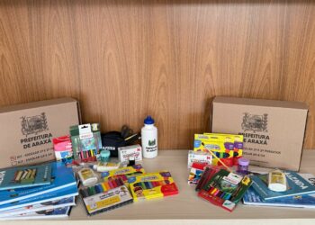 Prefeitura de Araxá começa a entrega cerca de 5 mil kits escolares da Educação Infantil