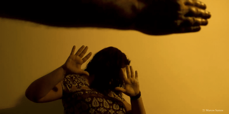 Agosto Lilás: Rede de apoio discute fluxo de atendimento à mulher vítima de violência