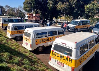 Prefeitura de Araxá realiza vistoria semestral de vans e kombis escolares