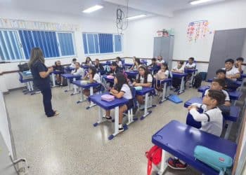 Mais de 13 mil alunos retornam às aulas na Rede Municipal de Araxá nesta segunda-feira (4)