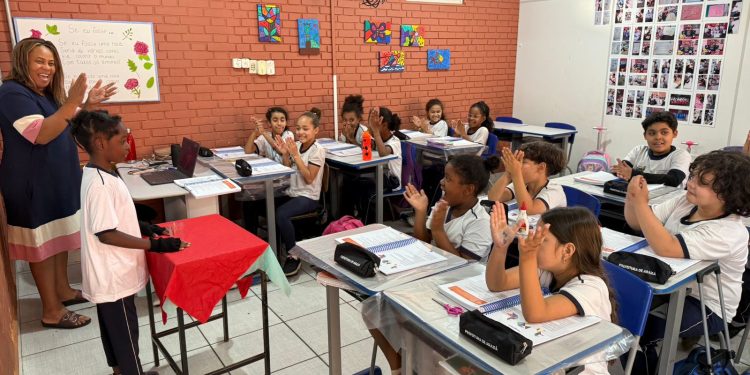 Araxá cumpre metas do MEC e garante recurso extra para Educação em Tempo Integral