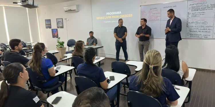 Araxá avança no programa Minas Livre para Crescer e adota a Rede Sim Mais Livre