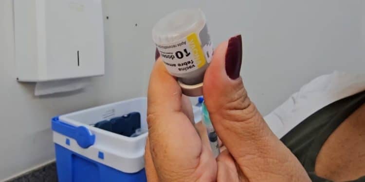 Após caso confirmado na região, Prefeitura de Araxá reforça importância da vacinação contra a febre amarela