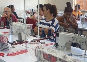 Inscrições abertas: curso gratuito de corte e costura básico na Praça da Família