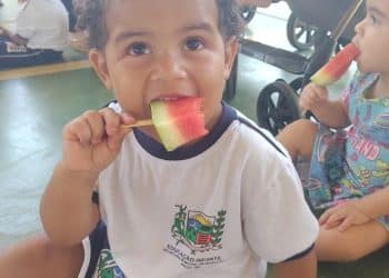 Educação realiza ações sobre alimentação saudável nas escolas municipais