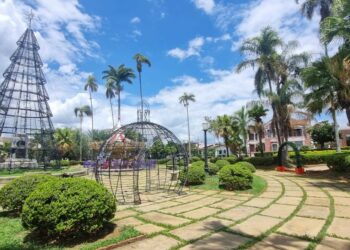 Iluminação natalina de Araxá será inaugurada hoje; saiba como participar