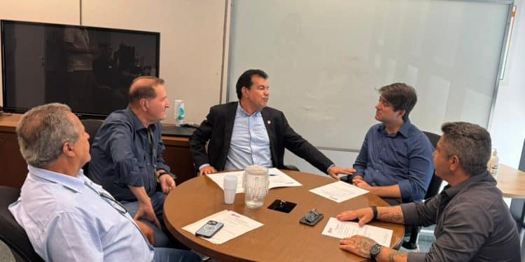 Araxá busca novos investimentos para serviços de média e alta complexidade com o Governo do Estado