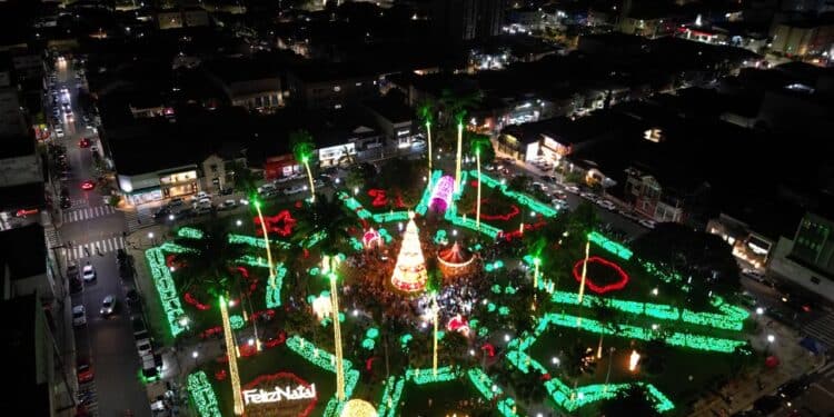 Novo circuito de atrações do Natal Iluminado surpreende a população de Araxá e mira turistas