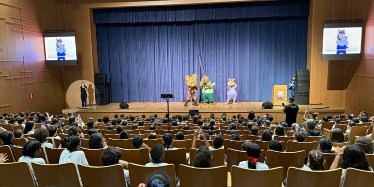 Projeto Cientistas do Cerrado encerra edição 2025 com participação de mais de mil alunos em Araxá