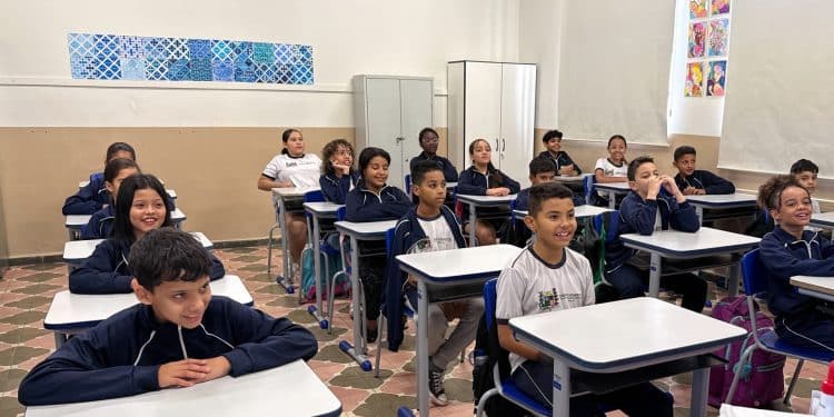 Araxá inicia aplicação do Simave 2025 nas escolas públicas