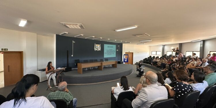 Prefeitura apresenta Diagnóstico Situacional da Mulher Araxaense e inicia etapa de construção de políticas públicas para 2026