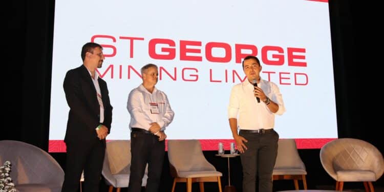 Prefeitura de Araxá cobra investimentos de mineradoras durante evento sobre exploração das terras raras