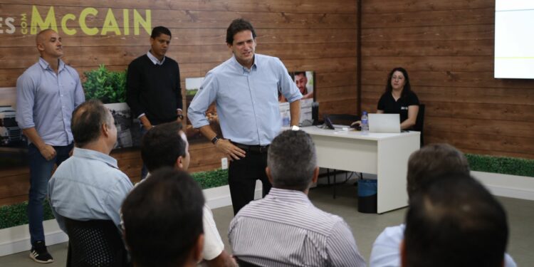 Prefeitura de Araxá participa de anúncio de expansão da McCain e reforça compromisso com desenvolvimento da cidade