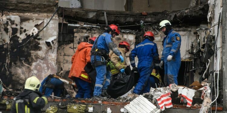 Trump demonstra ceticismo sobre plano de Zelenski antes de reunião sobre guerra na Ucrânia