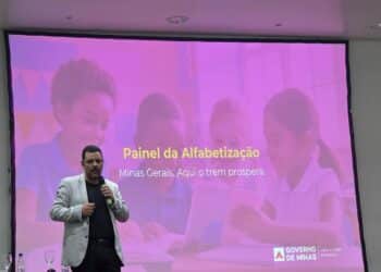 Secretaria de Educação de Araxá participa de ciclo formativo do Pacto Mineiro pela Alfabetização