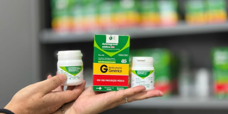 Saúde oferece medicamentos gratuitos para prevenção ao HIV; saiba os critérios para acesso ao serviço