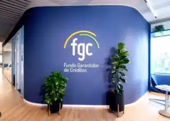 FGC alerta clientes do Master sobre golpes em resgate de investimentos