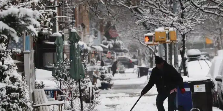 Megatempestade de inverno deixa 1 milhão sem luz nos EUA