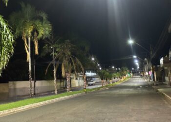 Araxá lança atendimento 24 horas para iluminação pública via 0800 e aplicativo