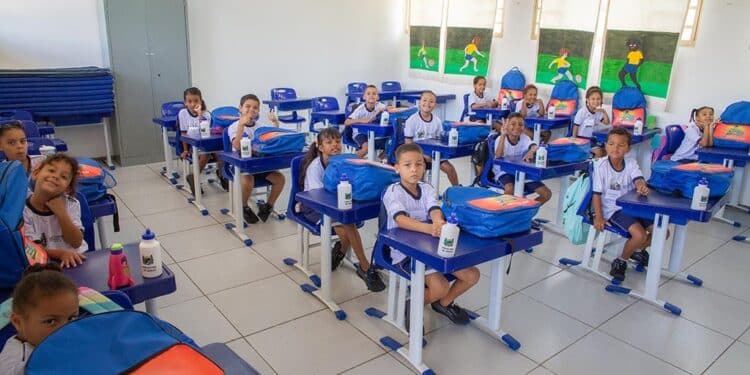 Araxá recebe mais de R$ 9 milhões em recursos adicionais do FUNDEB como reconhecimento pelos resultados de qualidade na educação