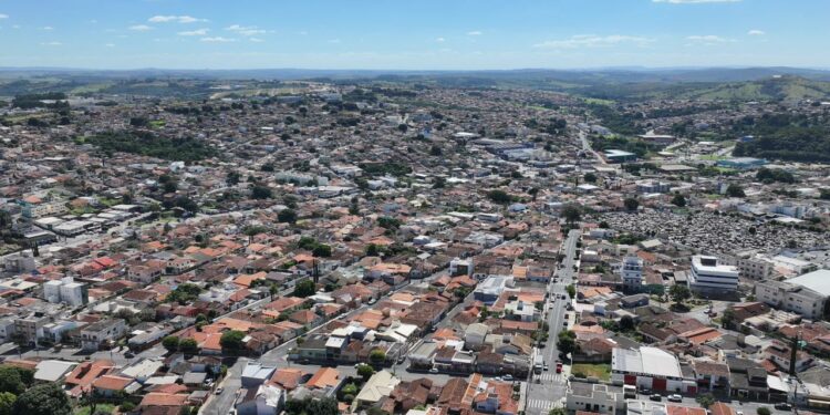 IPTU 2026: Prefeitura de Araxá concede desconto de 7,5% para pagamento à vista e mantém emissão online das guias