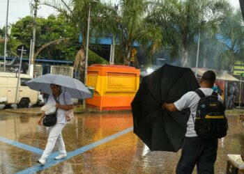 Fim de semana terá chuva persistente em parte do país e retomada gradual do calor