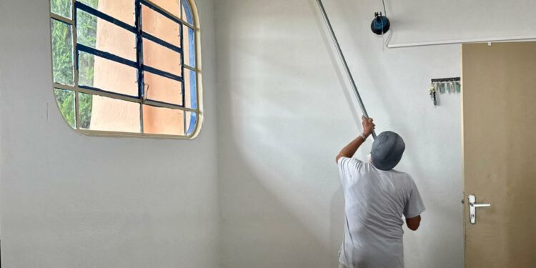 Unidades de ensino de Araxá recebem pequenas reformas e obras de manutenção durante as férias escolares