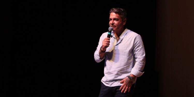 Prefeitura de Araxá anuncia reajuste salarial de 6% e aumento de 16,8% no vale-alimentação dos servidores municipais