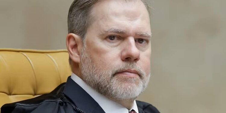 Clima no STF piora com divulgação de trechos de reunião que resultou na saída de Toffoli do caso Master; ministro nega vazamentos