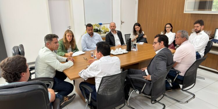 Prefeitura e Codemge avançam nas tratativas para construção do Hospital Municipal