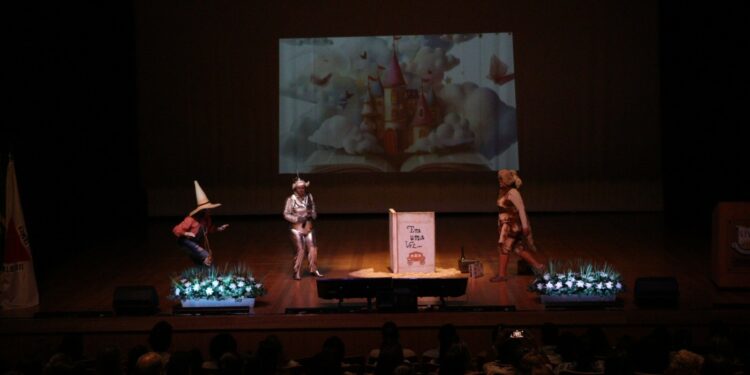 Evento de abertura do ano letivo reforça a importância do propósito na educação