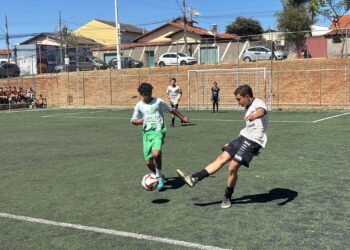 Prefeitura de Araxá abre inscrições para escolinha de futebol para crianças e adolescentes no Boa Vista